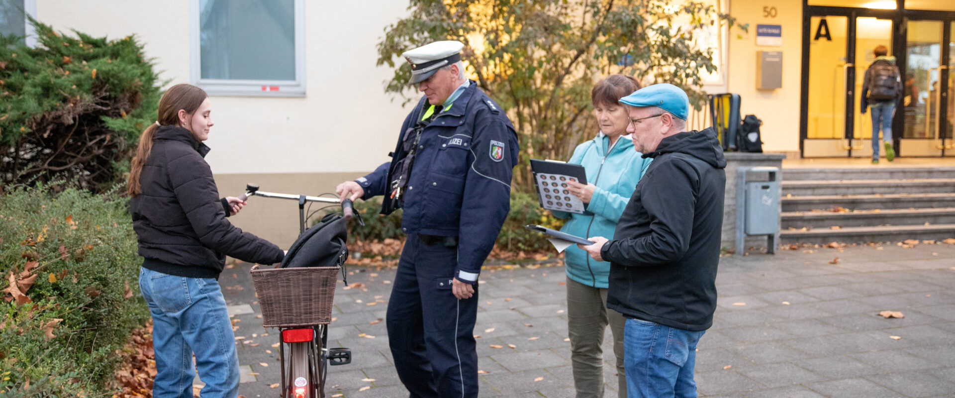 Sicher durch die dunkle Jahreszeit – sehen und gesehen werden