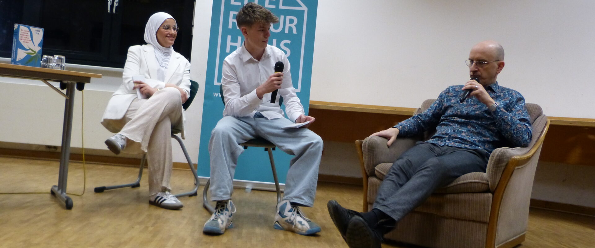 Im Dialog mit einem Bestseller-Autor: Eine „literarische Therapiesitzung“